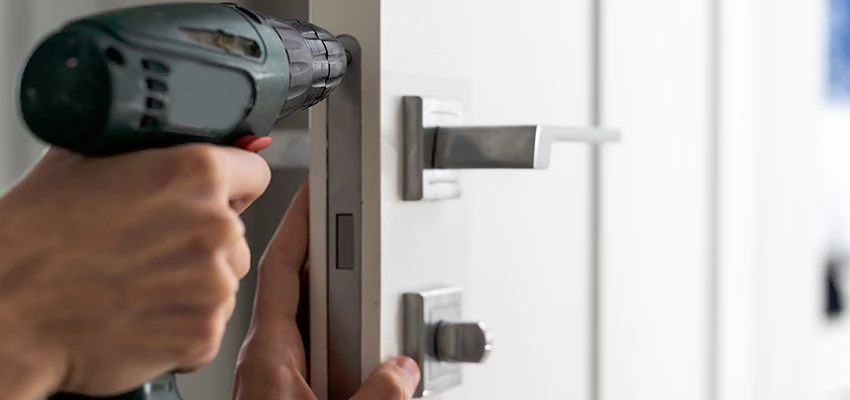 Locksmith For Lock Replacement Near Me in Camp Pendleton South, CA