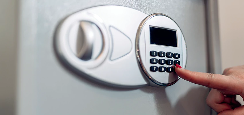 Jewelry Safe Cracking in Camp Pendleton South, California