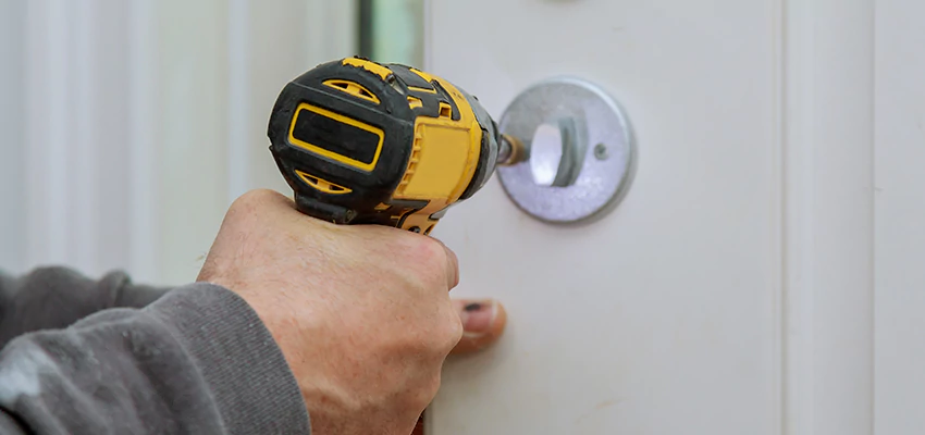 Street Locksmith For Smart Lock Repair in Camp Pendleton South, CA