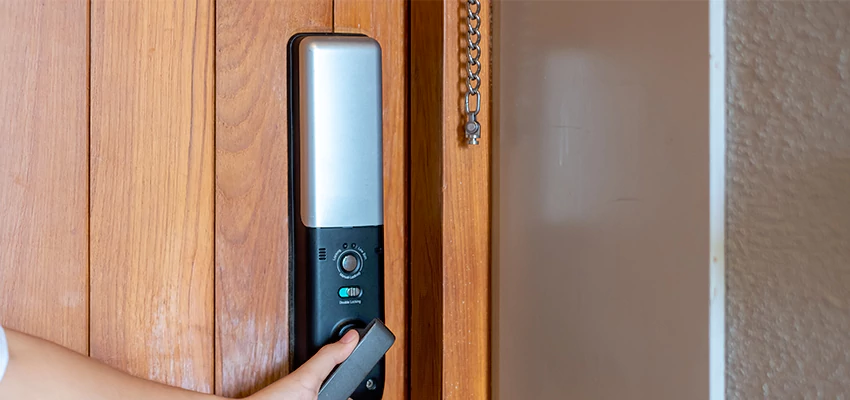 Home Security Electronic Locks Upgrades in Camp Pendleton South, CA
